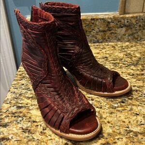 Freebird by Steven Bella Braided Heeled Boots - Open Toe Dark Red/Burgandy 9